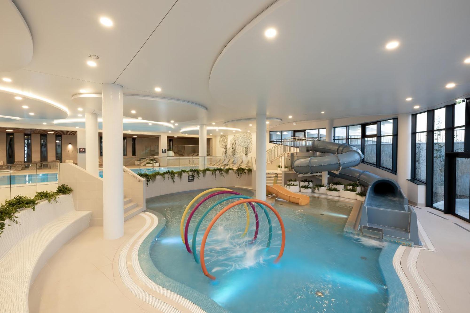 Family Apartment With Gym And Swimming Pool By Renters Prestige Kolobrzeg Exterior photo